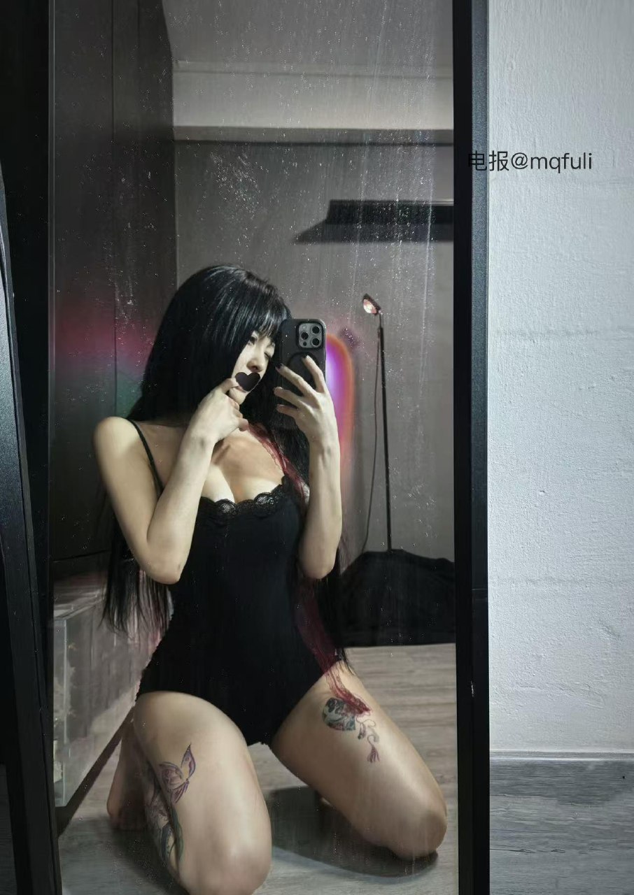  抖音BELLA贝拉密语空间日常：BELLA是美丽的意大利语，贝拉是她的中文名，这个女孩把国际范和亲切揉在了一起