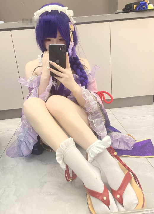 抖音萝闹岛遇日常57P42V:一个叫“萝闹”的女孩,凭什么让人越看越觉得生活有意思?