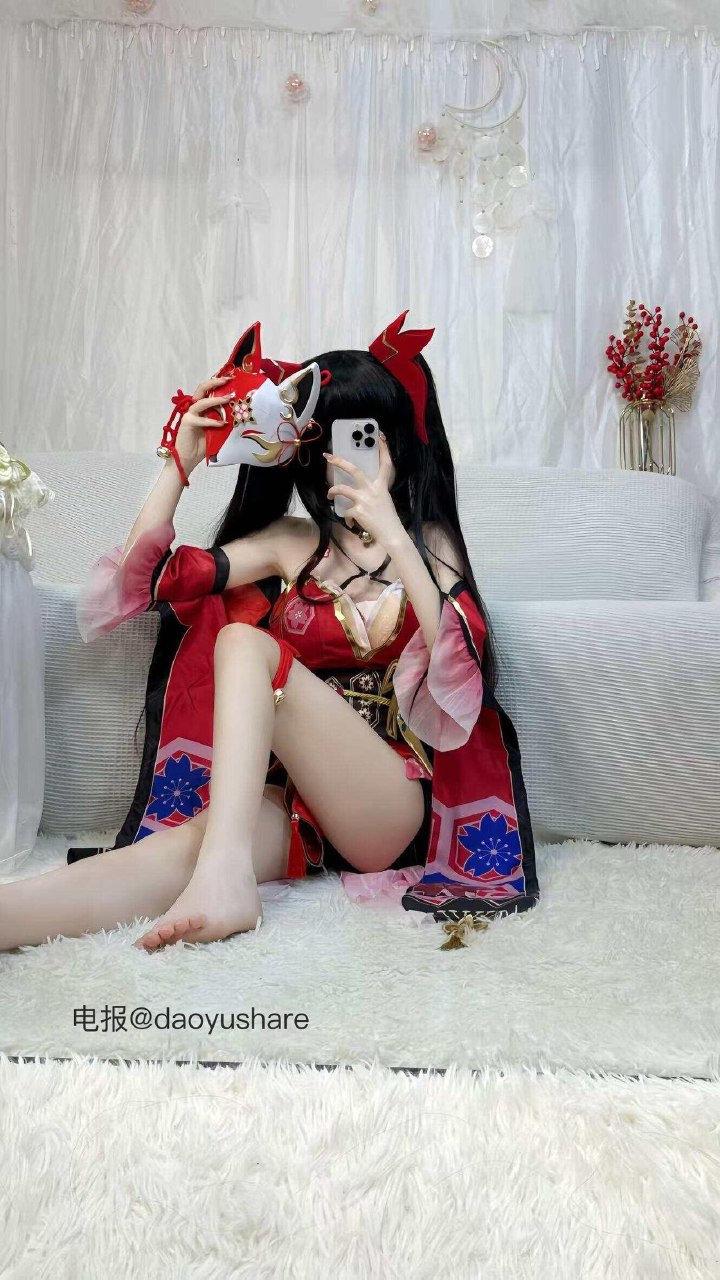抖音一番星baby岛遇日常:一番星是日语里最亮的那颗星,baby是宝贝,这个女孩把星光和珍贵揉在了一起