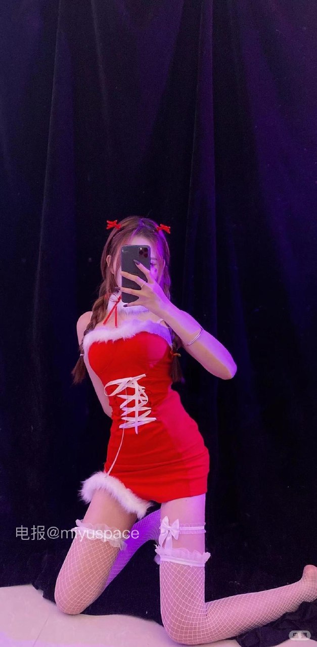 抖音小艾baby岛遇日常:小艾是她的名字,baby是她的状态,这个女孩把亲切和稚嫩揉在了一起