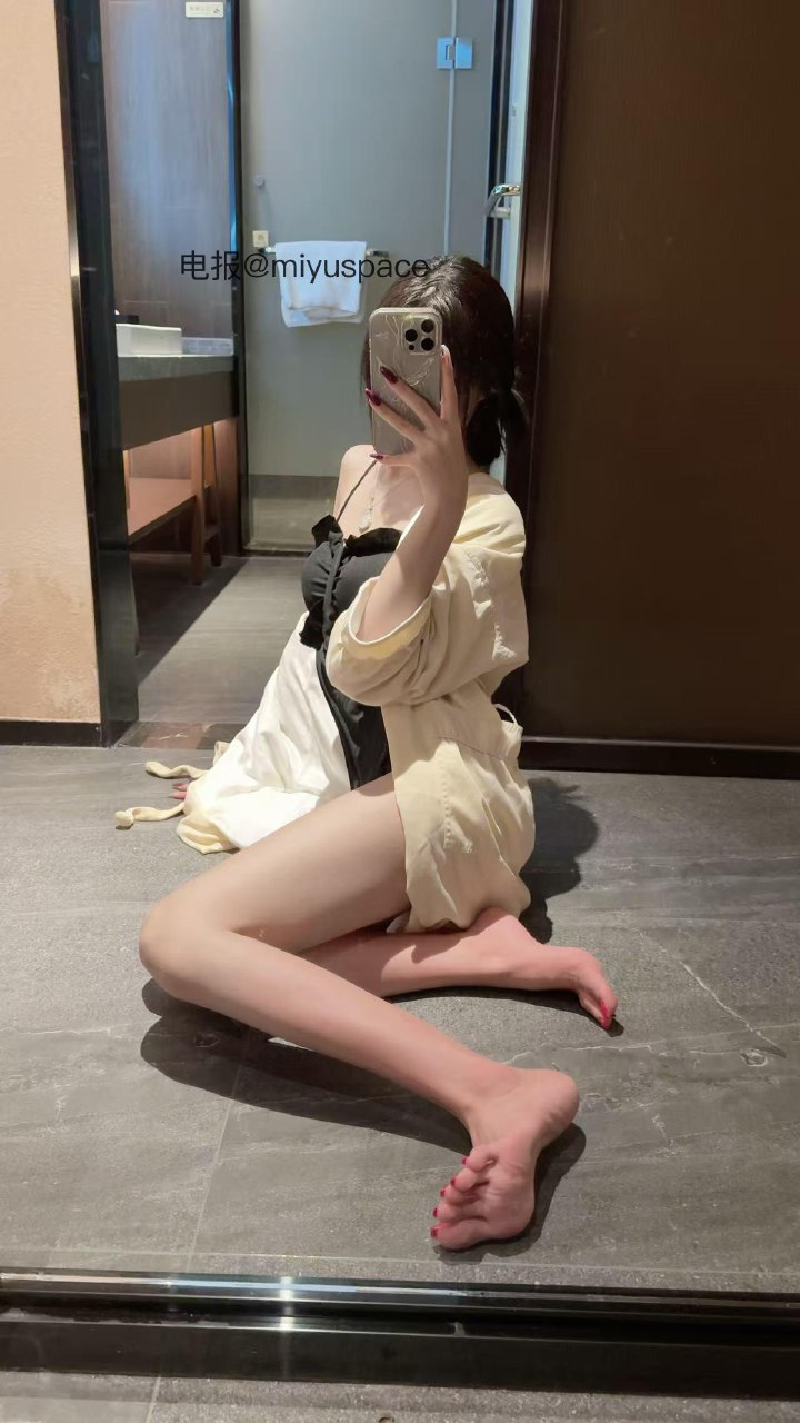 抖音兔妮妮密语空间日常：兔是她的属相，妮妮是她的小名，这只兔把萌感和亲切揉在了一起
